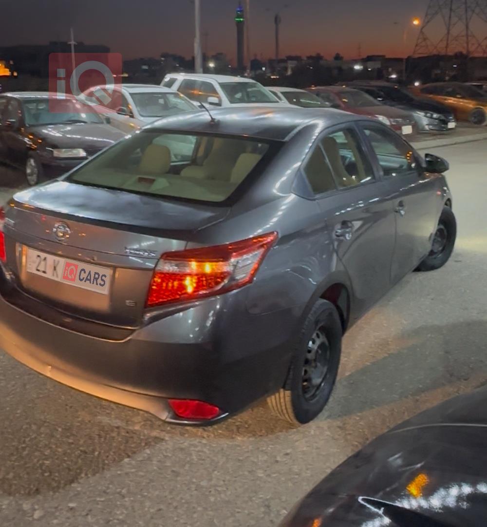 تۆیۆتا یارس